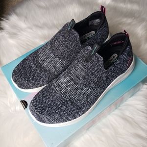 Skechers women's Ultraflex 2.0 sneakers, new, size 8